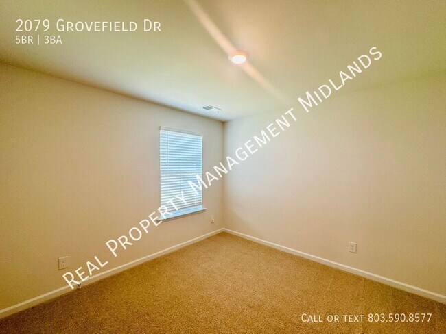Building Photo - 2079 Grovefield Dr