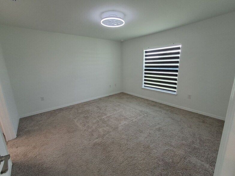 Building Photo - $500.00 Off First Month!!! Beautiful New 3/2 home in Lehigh!!!!