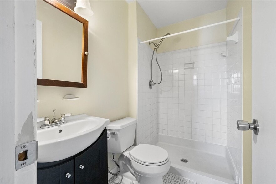 Building Photo - 3509 Coxcomb Mews