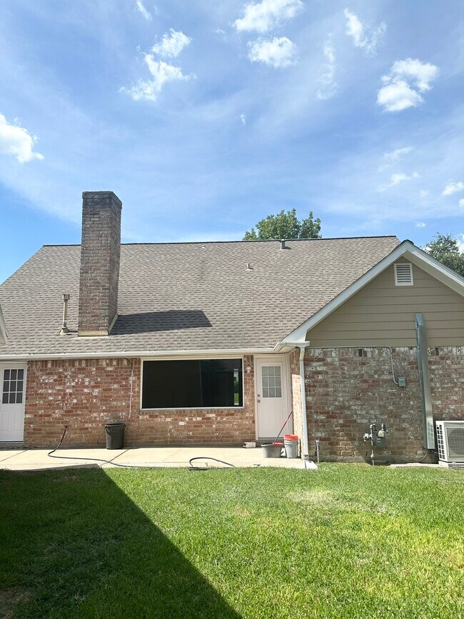 Building Photo - 11719 Scottsdale Dr