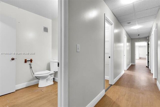 Building Photo - 14820 Naranja Lakes Blvd