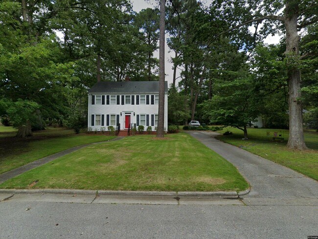 Primary Photo - 1607 E Canal St