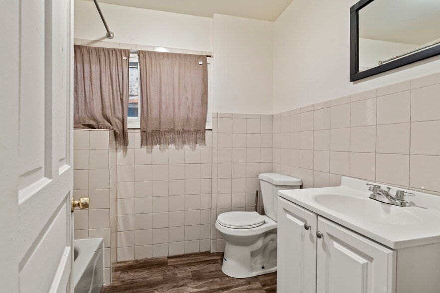 Building Photo - 3727 N 16th St