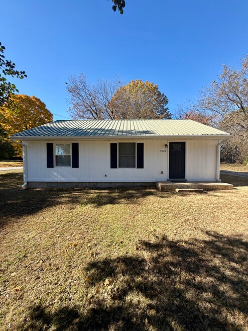 Building Photo - 4023 Hawthorne St