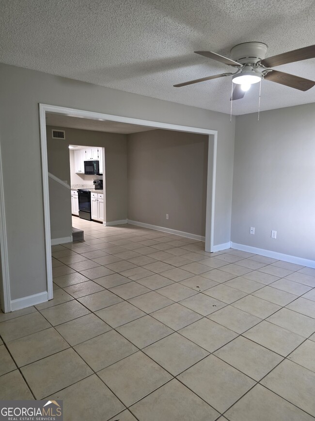Building Photo - 728 Morningside Ln