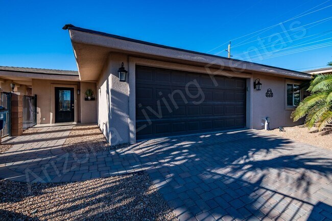 Building Photo - 620 Sand Dab Dr