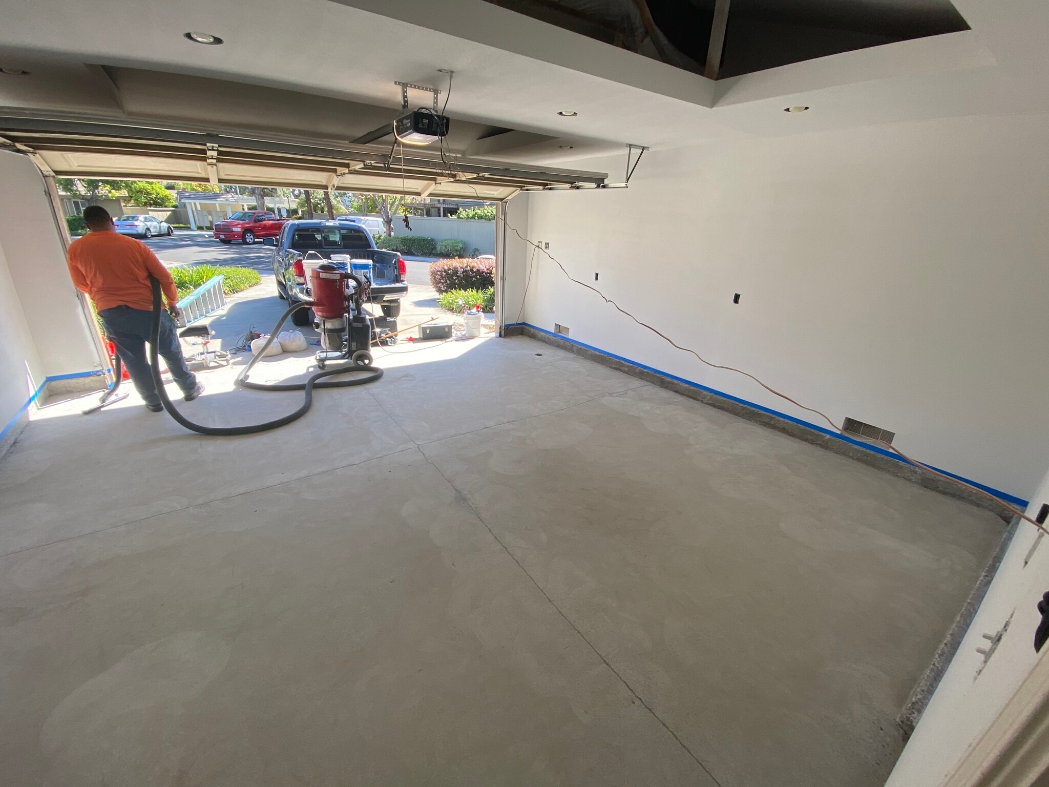Building Photo - 221 E Ponderosa Ln