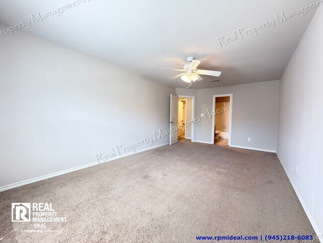 Building Photo - 916 Parkplace Ridge