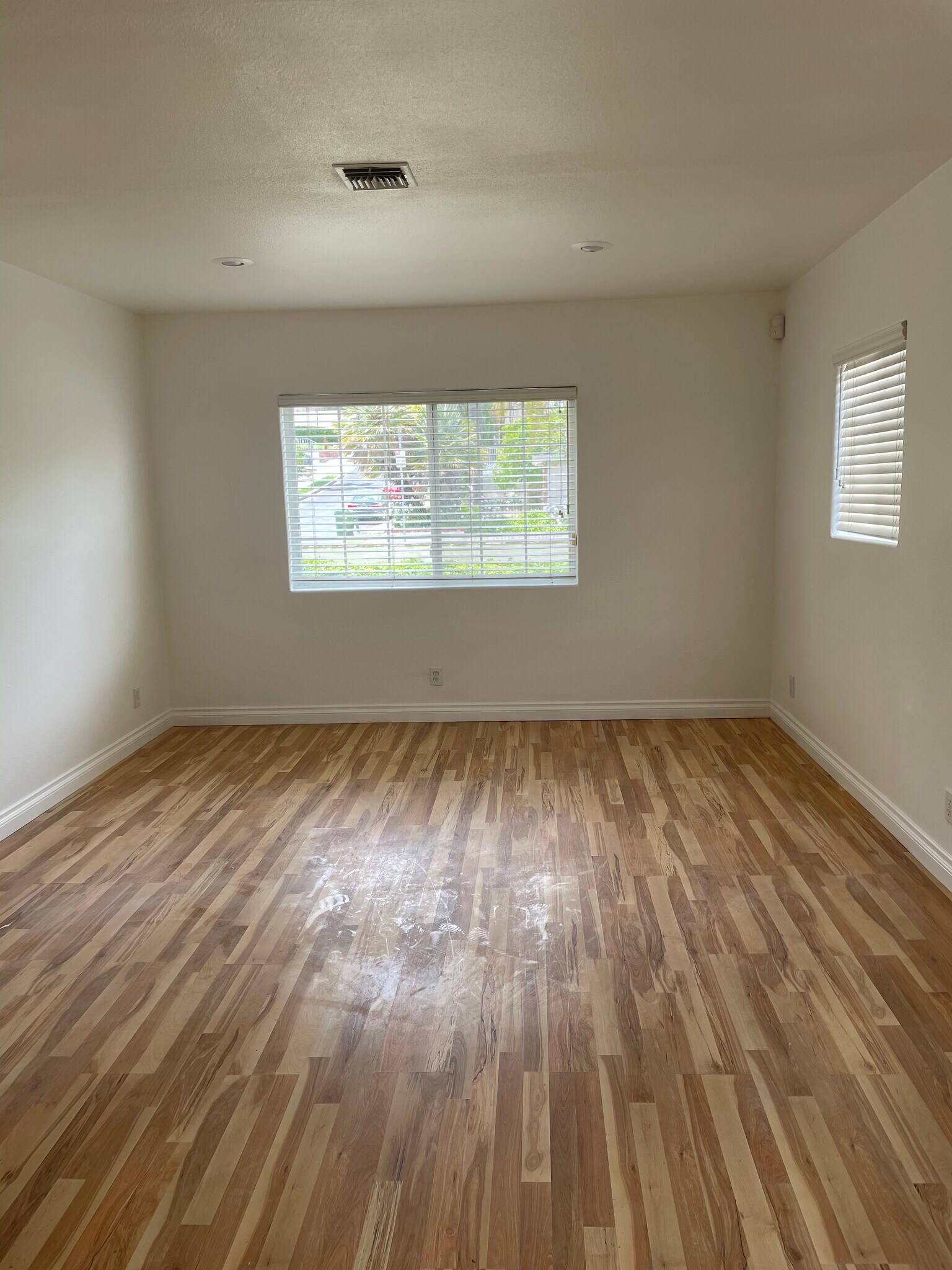 Bedroom with greenery view - 5358 Baza Ave