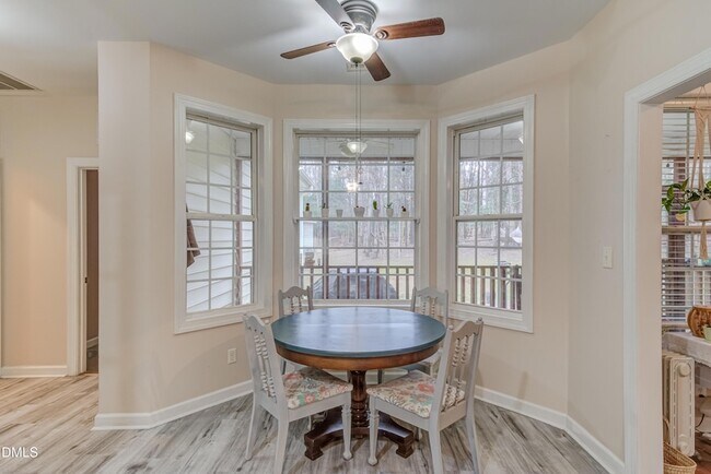 Building Photo - 6240 Hilbert Ridge Dr