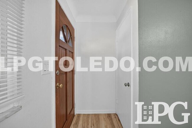 Building Photo - 5129 Wissman Rd