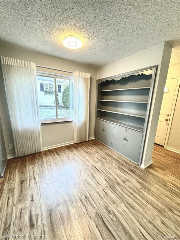 Building Photo - 158 Marlborough Dr