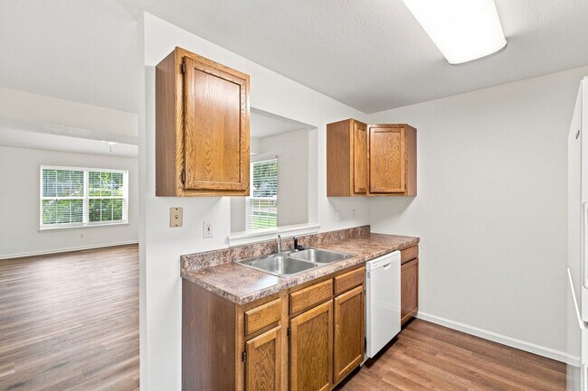 Building Photo - 3518-3520 Prescott Dr.