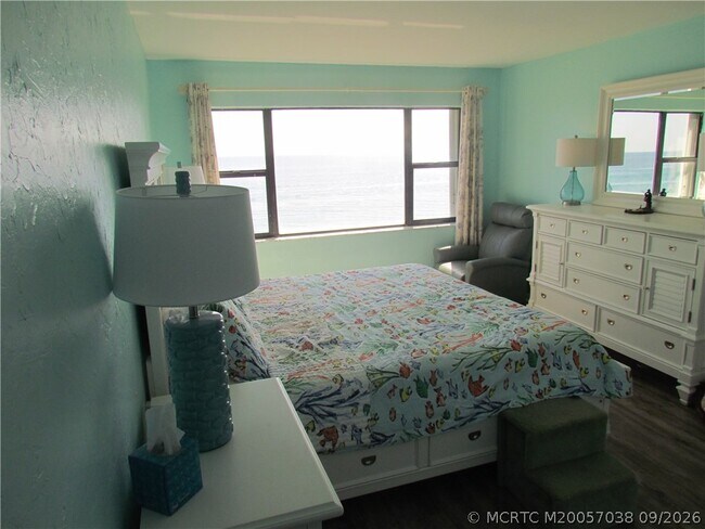 Building Photo - 9400 S Ocean Dr
