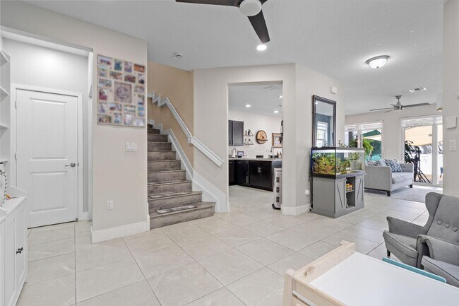 Building Photo - 4945 NW 48th Terrace