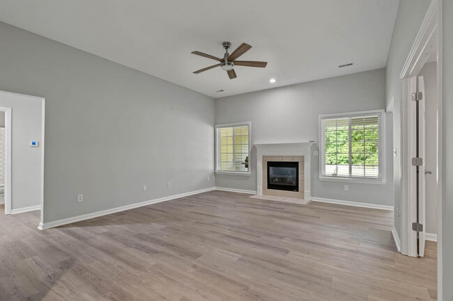 Building Photo - 2404 Lubbock Ct