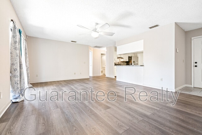 Building Photo - 1611 High Point Ct SW