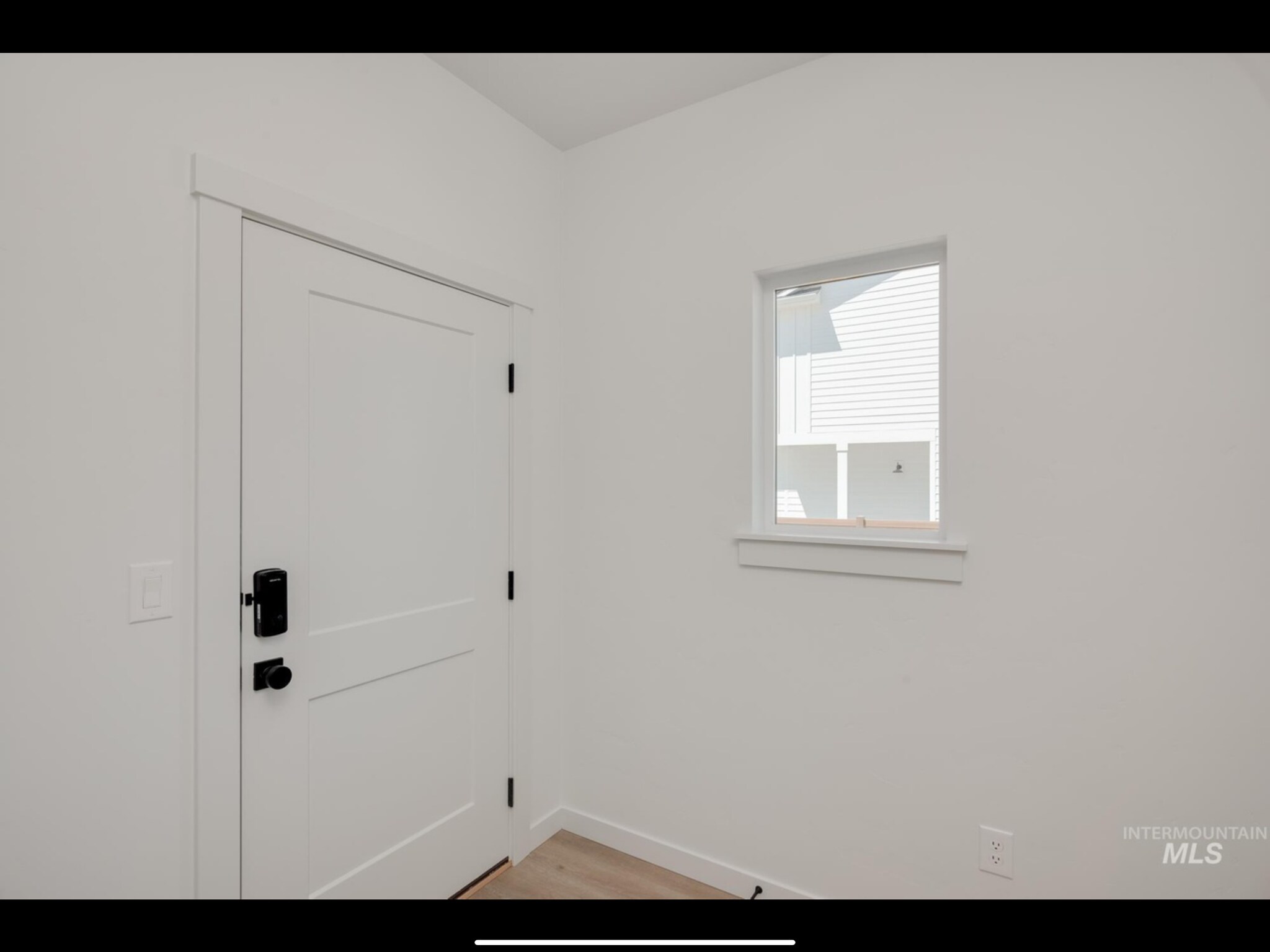 Building Photo - 7148 W Riverwood St