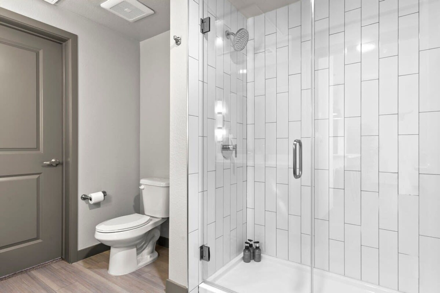 Building Photo - 400 N 2nd Ave