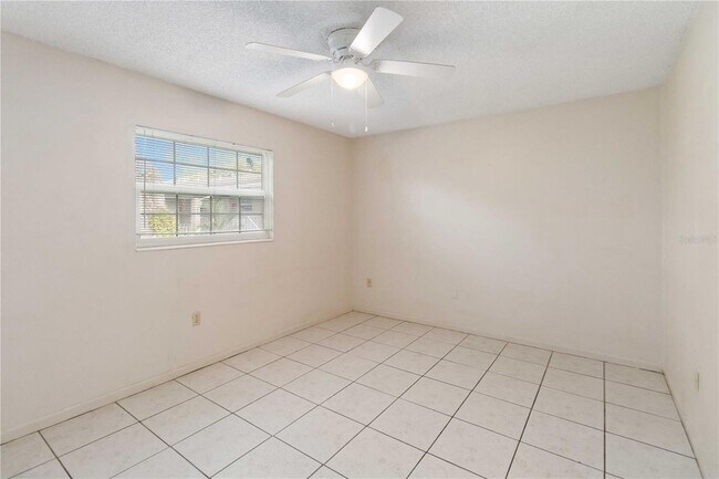 Building Photo - 2500 Lee Rd