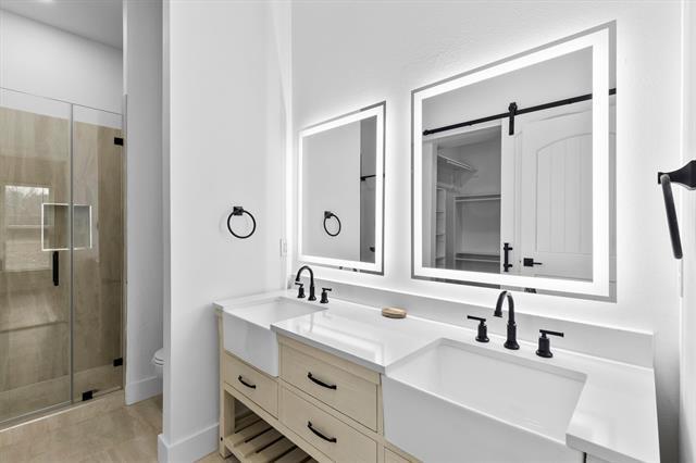 Building Photo - 1812 Muncie Ave