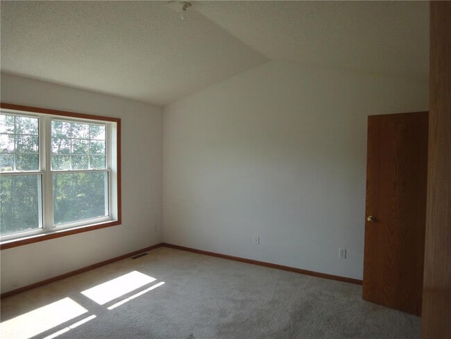Building Photo - 16601 50th Ct N