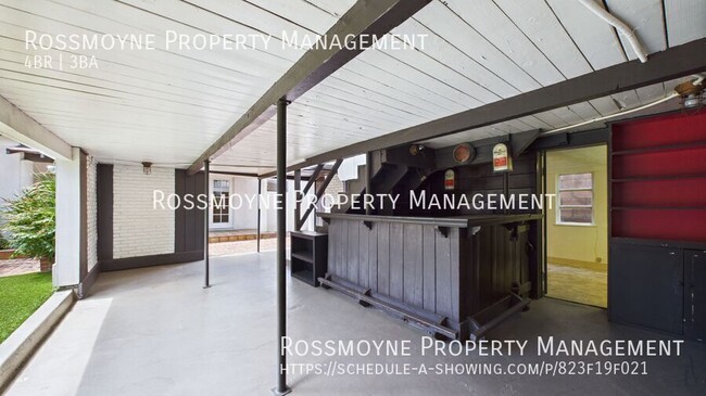 Building Photo - 4740 Camellia Ave