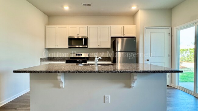 Building Photo - 2516 Centerway Ln