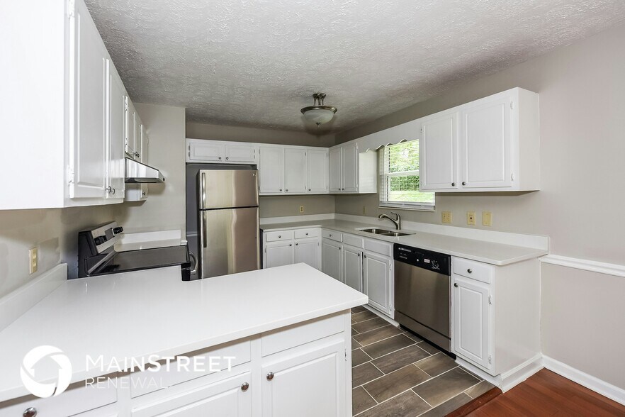 Building Photo - 1133 Jacksons View Rd