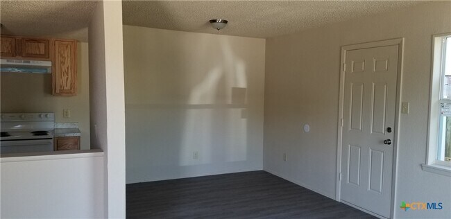 Building Photo - 4501 Chase Ct