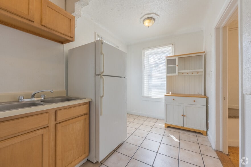 Primary Photo - Brookhaven Apartments