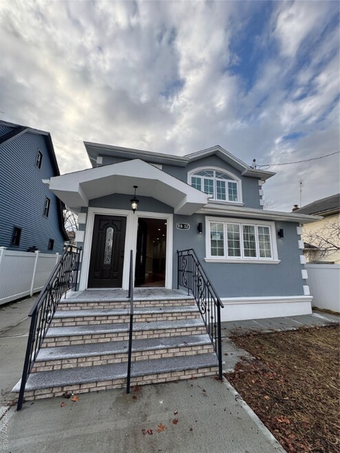 Building Photo - 118-32-11200 200th St