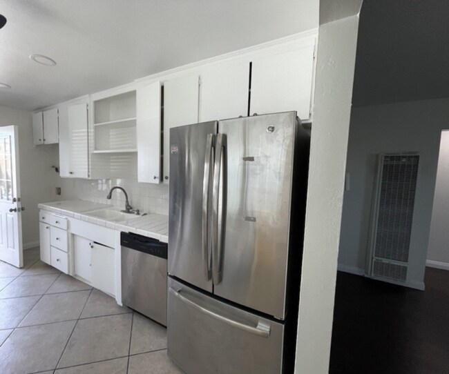 Newly Renovated 3 BR Single Family Home! 15672 Monroe St Midway City CA 92655 Apartment Finder