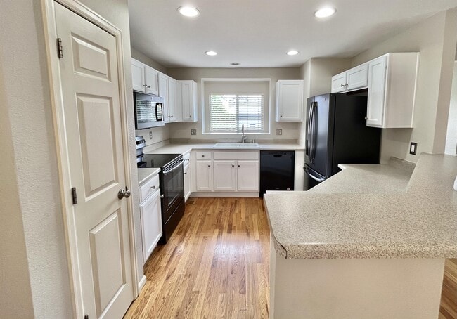 Building Photo - 11578 Fenwick Cir