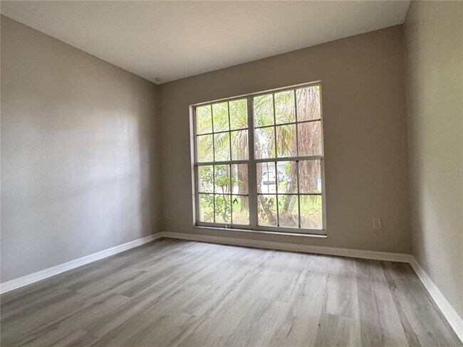 Building Photo - 27618 Sky Lake Cir