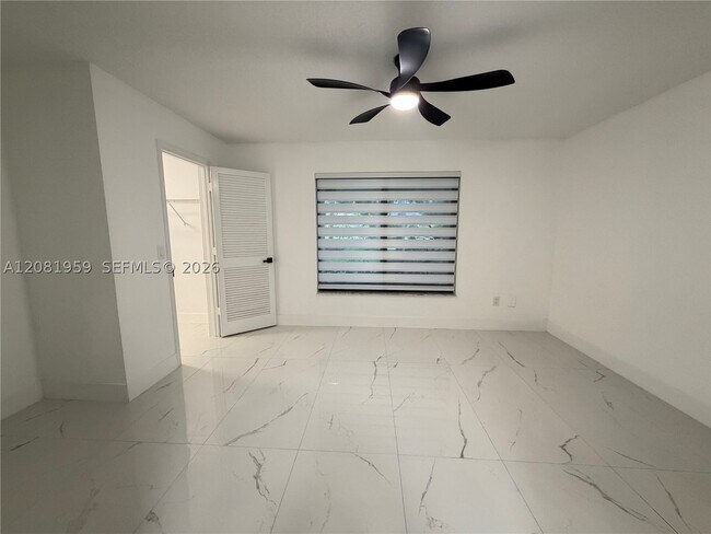 Building Photo - 2029 Greenview Cove Dr