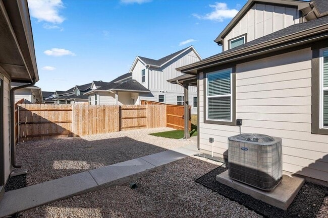 Building Photo - 2520 Ophelia Levi Ln