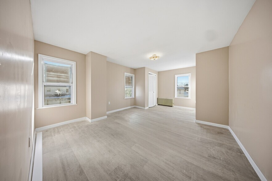 Building Photo - 612 Philo St