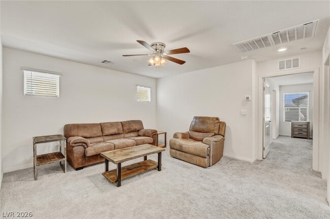 Building Photo - 498 Canary Song Dr