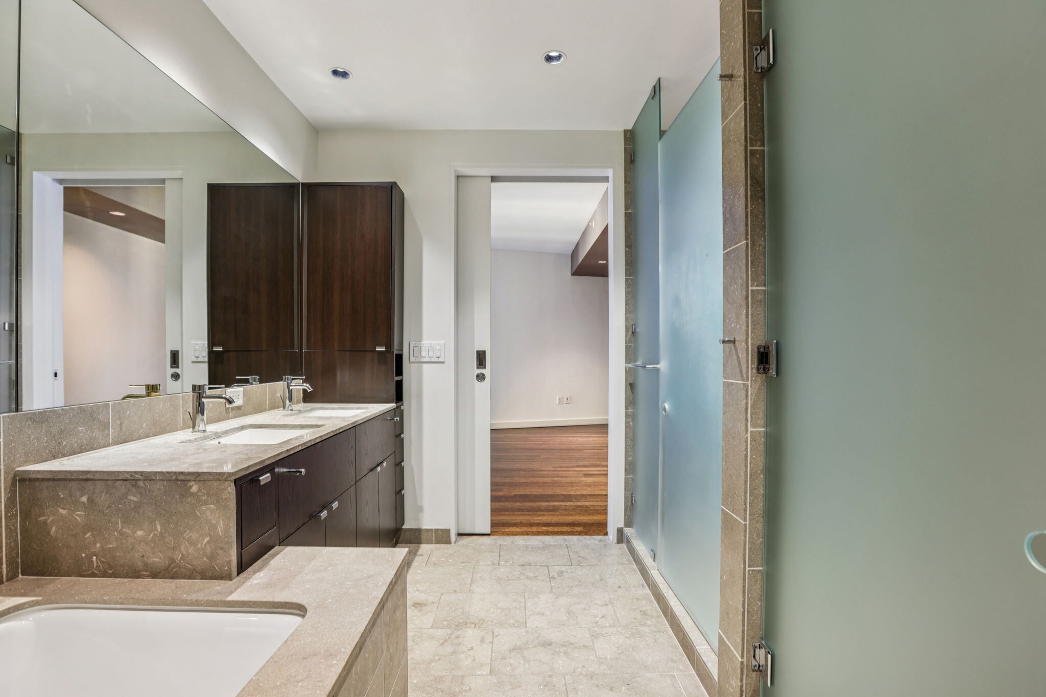 Building Photo - 6250 HOLLYWOOD Blvd