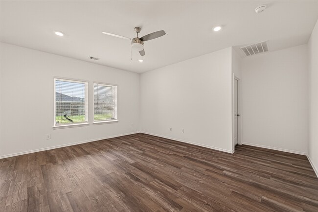 Building Photo - 6107 Ginevra Summers Dr