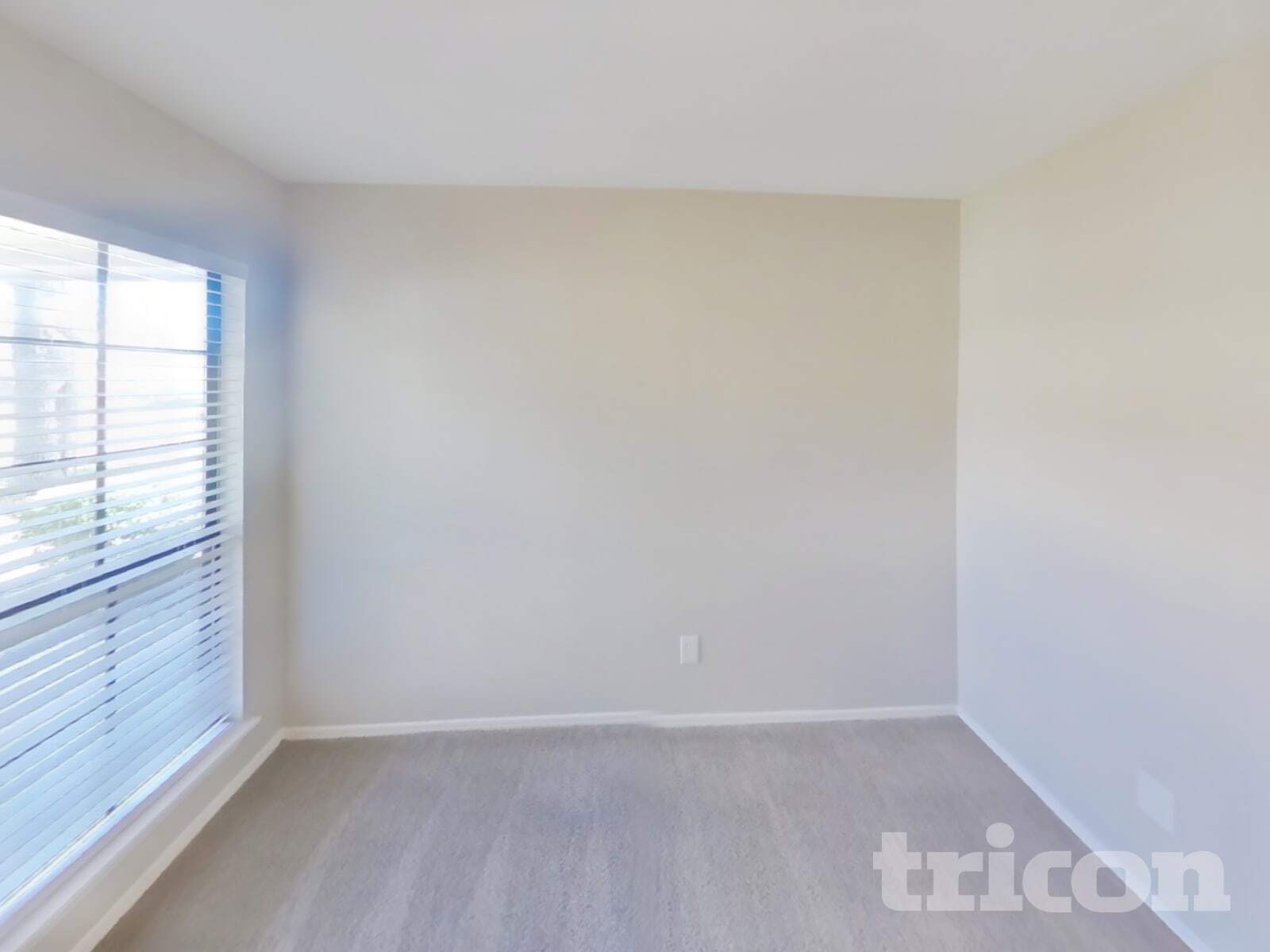 Building Photo - 3312 Woodlark Dr