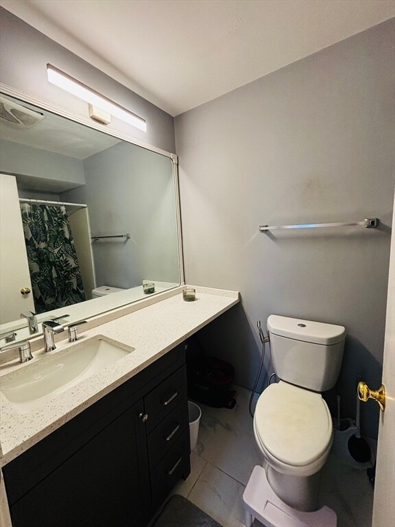 Building Photo - 60 Gibson St