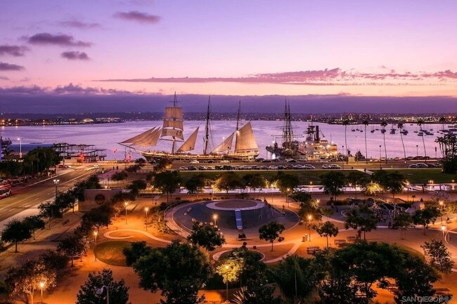 Building Photo - 1431 Pacific Hwy