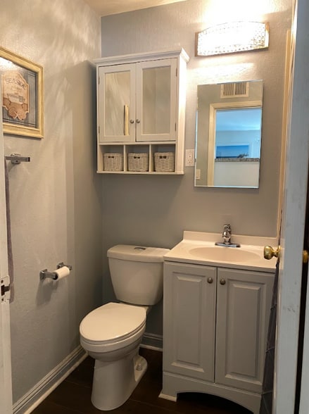 Building Photo - 5383 Woodstock Way