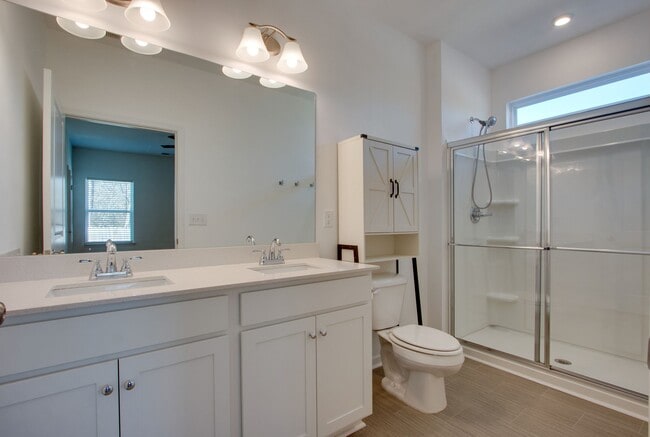 Building Photo - 1872 Holdens Hollow