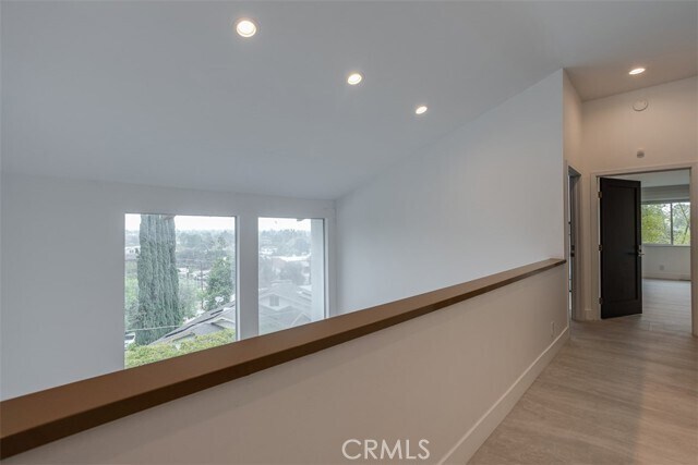 Building Photo - 11354 Sunshine Terrace