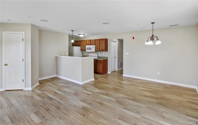 Building Photo - 280 Stonewall Creek Dr