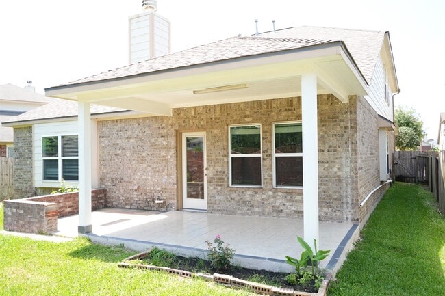 Building Photo - 6306 Bain Dr