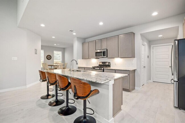 Building Photo - 2907 Skerne Forest Dr